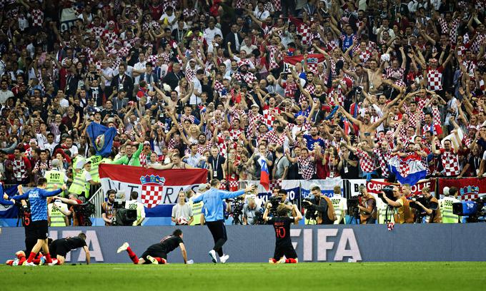 Hrvaški navijači so si po nepozabni zmagi nad Otočani dali duška tako v Moskvi ... | Foto: Guliverimage