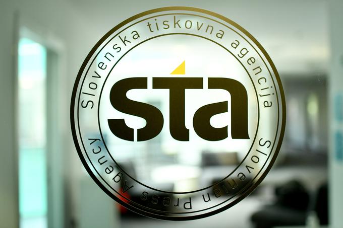 V ZNP menijo, da STA in njeni zaposleni postajajo talci direktorja Veselinoviča. | Foto: STA ,