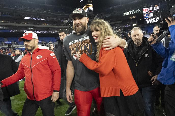Taylor Swift Travis Kelce | Taylor Swift in Travis Kelce po finalu konference, ko so se Chiefs uvrstili na Super Bowl 2024. | Foto Reuters