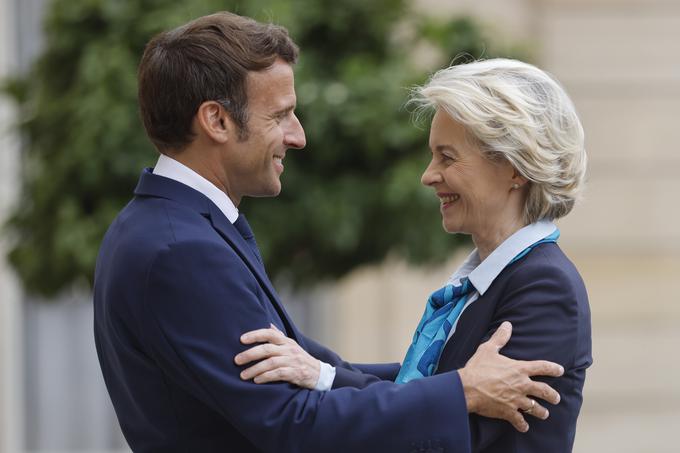 Francoski predsednik Emmanuel Macron za zdaj noče razkriti, ali bo podprl von der Leynovo za nov mandat na čelu Evropske komisije ali ne. | Foto: Guliverimage