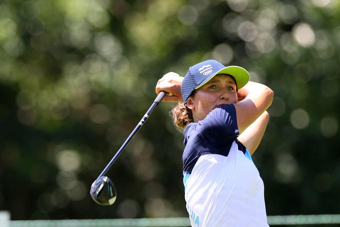 Pia Babnik je prva Slovenka, ki igra na olimpijskem golf turnirju. Po prvem dnevu je 23. | Foto: Reuters