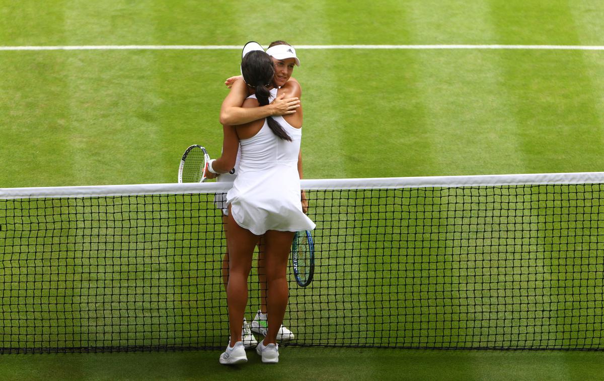 Kaja Juvan Heather Watson Wimbledon | Kaja Juvan je izpadla v 3. krogu največjega turnirja na travnati površini. | Foto Reuters