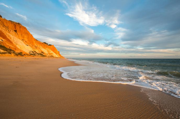 Praia da Falesia | Foto Shutterstock