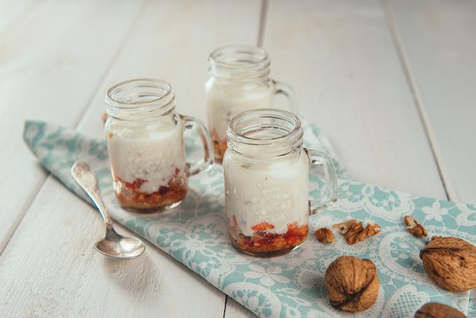 Minini cukri: jogurtova sladica | Foto: Neža Reisner