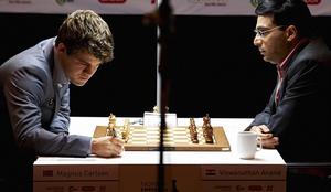 "Carlsen je šahist z veliko hitrejšo desnico kot levico"