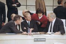 George Bush starejši, James Baker in Helmut Kohl