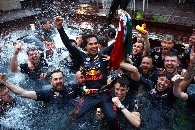 Najbolj nenavadna dirka, a tudi najprestižnejša zmaga. Lani je slavil Sergio Perez. | Foto: Red Bull Content Pool