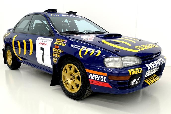 Subaru impreza dražba | Bleščeči subaru impreza iz leta 1994, s katerim je takrat vozil tudi znameniti Škot Colin McRae. | Foto Lloyds Auctions