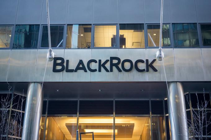V bitcoin ETF sklad ameriške investicijske družbe BlackRock se je samo v četrtek zlilo za 520 milijonov dolarjev oziroma skoraj 500 milijonov evrov novega kapitala.  | Foto: Shutterstock