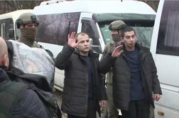 Armenija in Azerbajdžan prvič po ofenzivi izmenjala vojne ujetnike #video