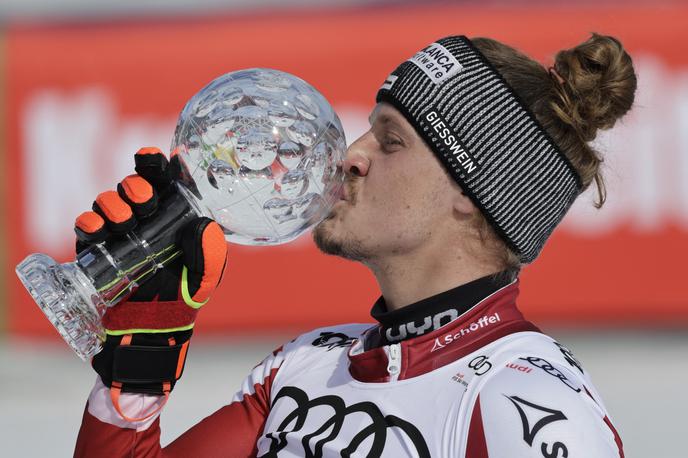 Manuel Feller Saalbach | Manuel Feller to sezono v slalomu ni bil slabši kot peti. Njegov je mali kristalni globus. | Foto Reuters