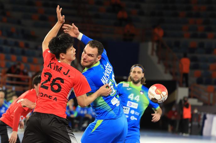 Slovenija - Južna Koreja, Borut Mačkovšek | Slovenski rokometaši so prvo nalogo na svetovnem prvenstvu opravili z odliko. | Foto Handball Egypt2021