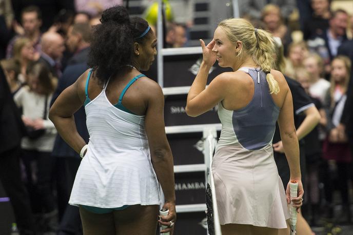 Serena Williams Caroline Wozniacki | Dobri prijateljici Serena Williams in Caroline Wozniacki bosta v Aucklandu zaigrali skupaj v dvojicah. | Foto Reuters