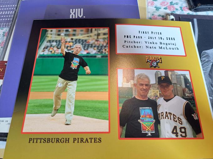 Med obiskom Pittsburgha mu je pripadla čast prvega meta na bejzbolski tekmi.  | Foto: Alenka Teran Košir