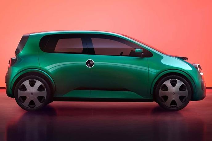 Renault twingo | Da bi pospešil razvoj električnega twinga, bodo Renaultovi inženirji število sestavnih delov avtomobila znižali za 20 odstotkov, in sicer tako, da bodo uporabljali bolj generične komponente, je pretekli mesec za francoski časnik Les Echos dejal tehnološki vodja v družbi Gilles Le Borgne. | Foto Renault
