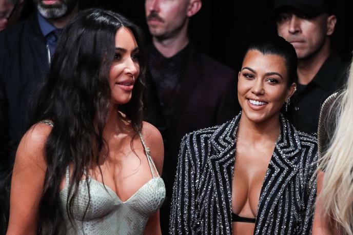 Kim in Kourtney Kardashian | Kim in Kourtney Kardashian sta se znašli na seznamu največjih potratnežev z vodo. | Foto Guliverimage/Picture Alliance