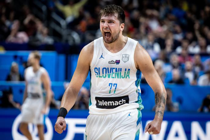 četrtfinale EuroBasket Slovenija Poljska Luka Dončić | Luka Dončić je eden najbolj priljubljenih košarkarjev na svetu. | Foto Vid Ponikvar/Sportida