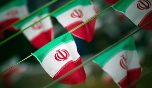 Iran v orbito izstrelil še tri satelite