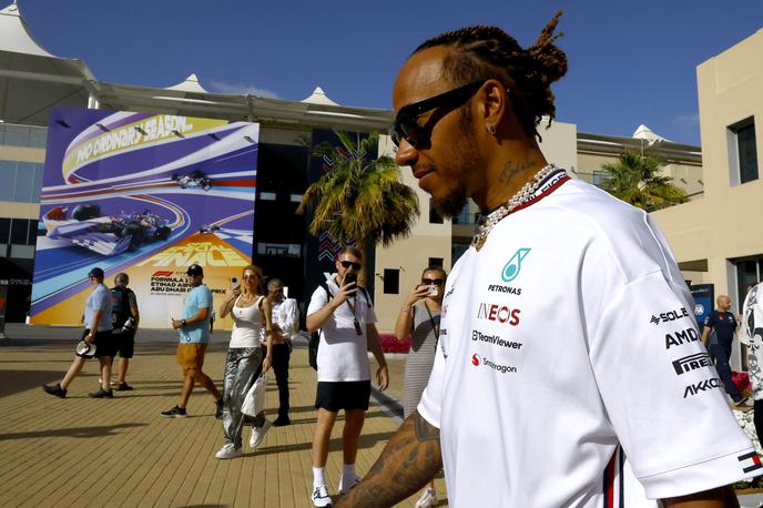 Abu Dabi Lewis Hamilton | Lewis Hamilton po letošnji sezoni, ki se začne čez en mesec, Mercedes menja za Ferrari? | Foto Reuters