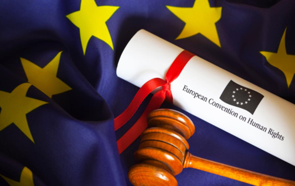 Evropsko sodišče za človekove pravice | Med drugim predlog novele določa dveletni rok za novo odločitev, če je bila prekrškovna odločba razveljavljena v postopku z izrednim pravnim sredstvom ali ustavno pritožbo.  | Foto Getty Images