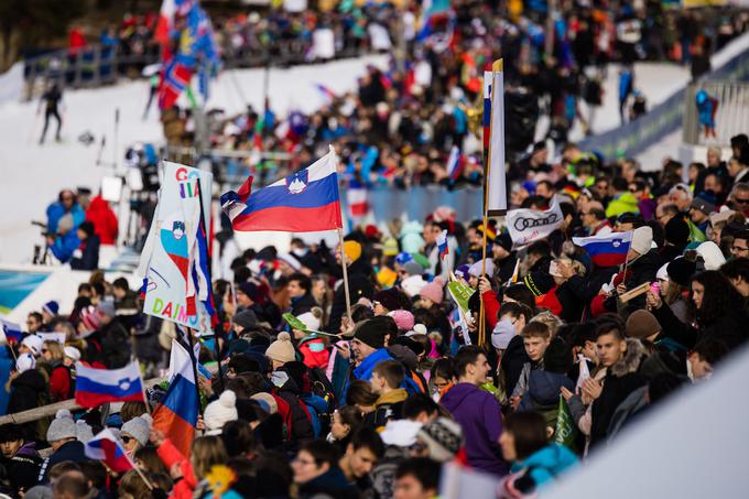 Letos si je biatlonske tekme na Pokljuki ogledalo 15 tisoč navijačev. | Foto: Grega Valančič/Sportida