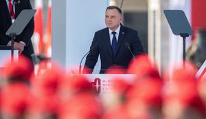 Na poljskih volitvah zmagal Duda, a bo potreben drugi krog