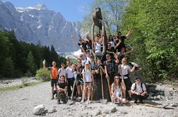 Športni plezalci pomagali očistiti planinske poti v triglavskem narodnem parku