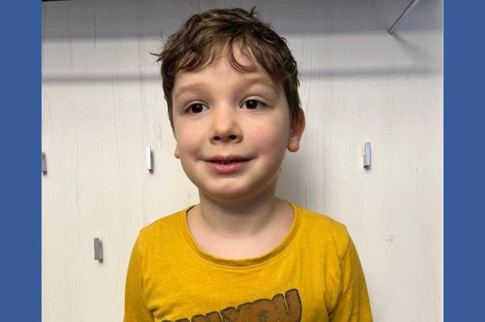Pogrešan deček z avtizmom iz Nemčije | Šestletni Arian Arnold je v ponedeljek zvečer zapustil hišo svojih staršev v kraju Elm. | Foto Facebook/Polizei Rotenburg