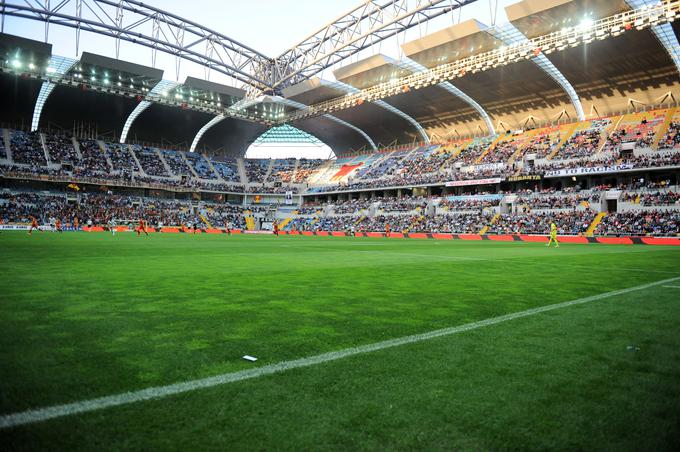 Prekrasen štadion v Kayseriju je bil prenovljen leta 2009. Sprejme 35 tisoč gledalcev. | Foto: Guliverimage/Getty Images