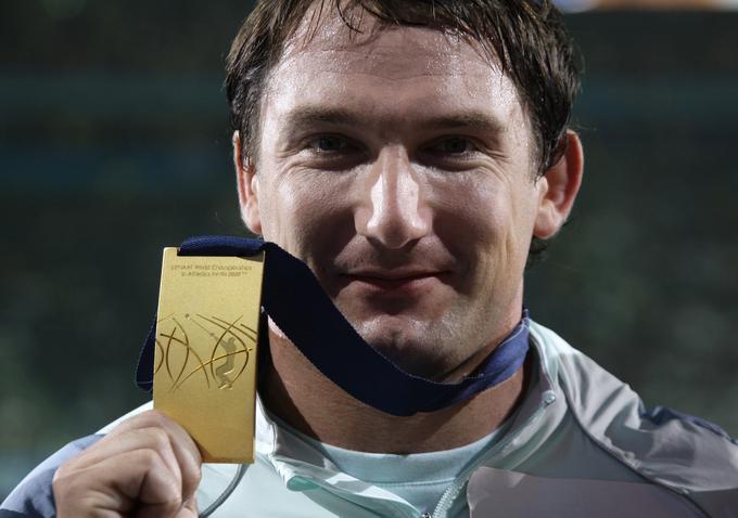 Primož Kozmus je leta 2009 osvojil prvo slovensko zlato odličje na SP. | Foto: Reuters