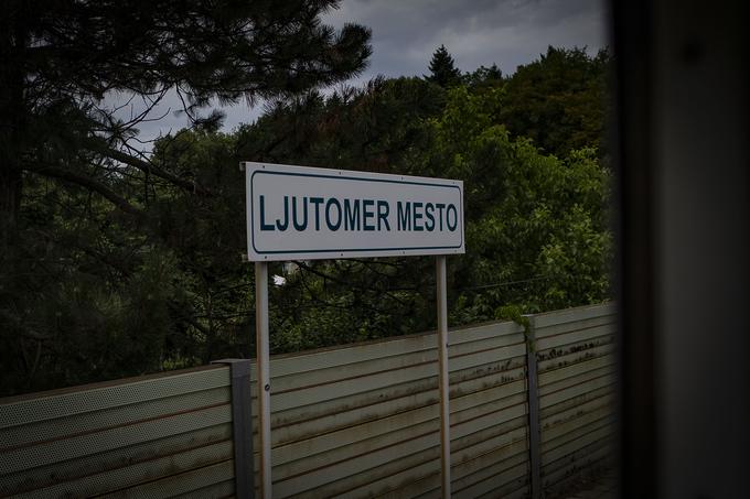 Postajališče Ljutomer mesto je veliko bližje mestnemu središču kot večja železniška postaja Ljutomer nekoliko severneje. | Foto: Ana Kovač