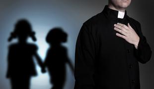 Spolne zlorabe pretresajo Hrvaško: duhovnik priznal, da je zlorabil 13 fantov
