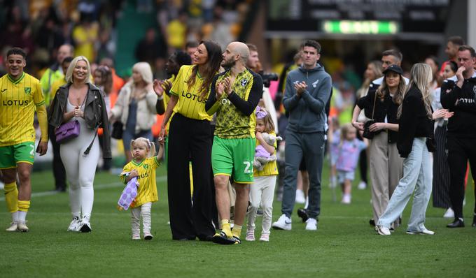 Slovo od navijačev Norwich Cityja, ki so ga hitro vzljubili, je bilo čustveno. | Foto: Guliverimage