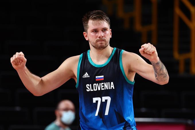 Dončić je bil na olimpijskih igrah poleti 2021 vodilni mož slovenske izbrane vrste, a v Dallasu naj ne bi bili navdušeni nad njegovo pojavo ob vrnitvi v ZDA. | Foto: Reuters