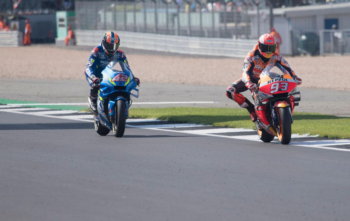 Rins Marquez | Rins je povsem ob koncu dirke prehitel Marqueza. | Foto Getty Images