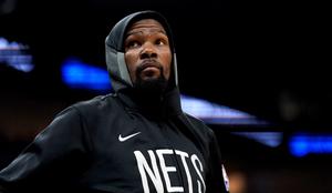 V NBA odjeknili "bombi", Kevin Durant zapustil Brooklyn, pestro tudi v LA