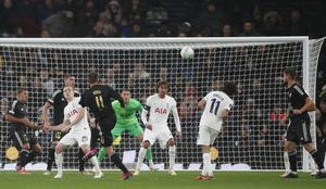 Tottenham napolnil mrežo Mure, Kous z izjemnim golom opozoril nase