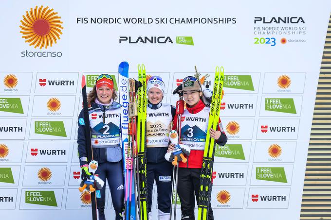 Nosilke medalj (z leve): Nathalie Armbruster, Gyda Westvold Hansen in Haruka Kasai. | Foto: Grega Valančič/Sportida