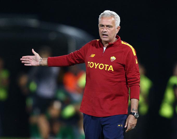 Trener Rome Jose Mourinho je ostal brez točk v Bolgariji. | Foto: Reuters