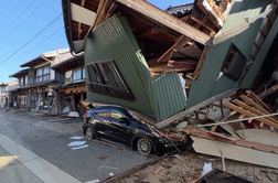 Število žrtev potresa na Japonskem naraslo na 73 #video