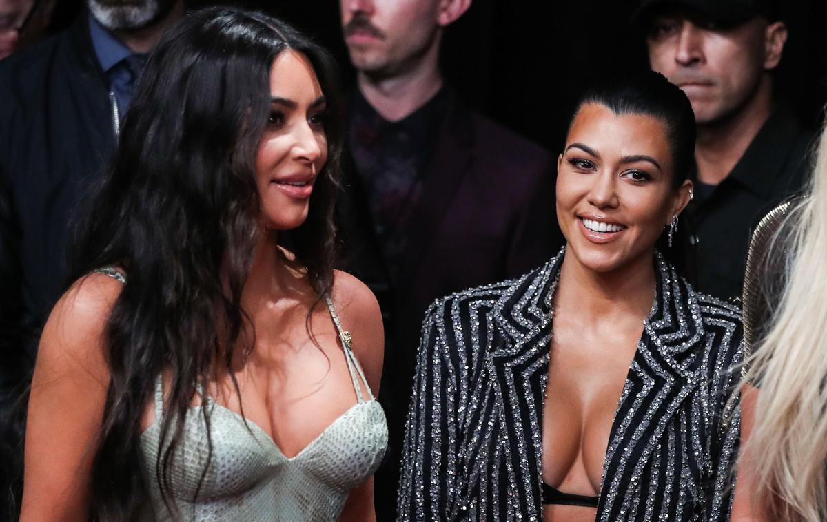 Kim in Kourtney Kardashian | Kim in Kourtney Kardashian sta se znašli na seznamu največjih potratnežev z vodo. | Foto Guliverimage/Picture Alliance