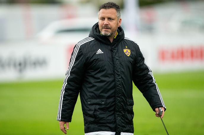 Saša Gajser | Saša Gajser, začasni trener, je Maribor popeljal do visoke zmage. | Foto Vid Ponikvar
