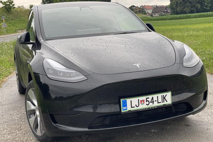 Tesla model Y RWD | Tesli je letos upadla prodaja modela Y, ki pa še vedno ostaja vodilni električni avtomobil na trgu. | Foto Gregor Pavšič