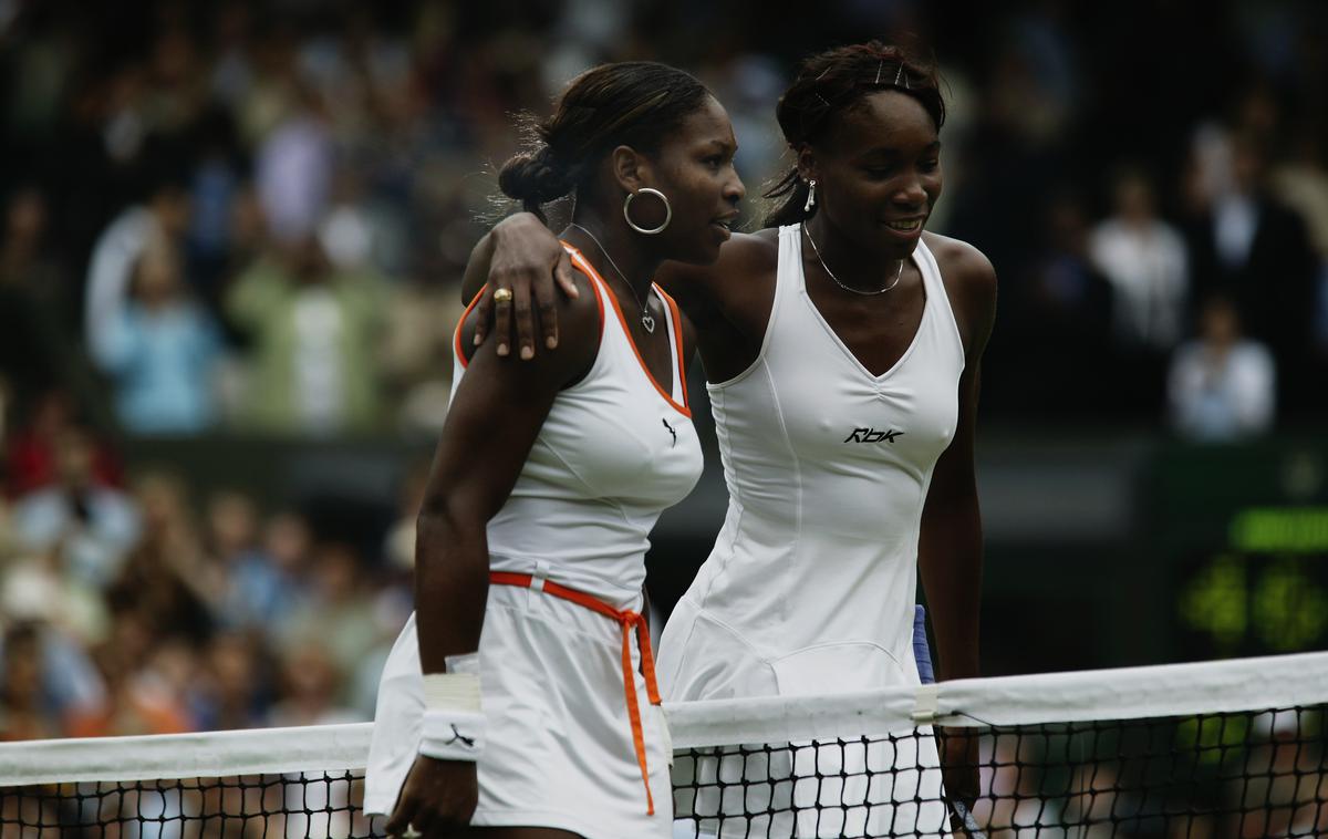 Venus in Serena Williams Wimbledon 2003 | Sestri Williams sta na vseh turnirjih velike četverice zbrali 14 zmag, zadnjič pa sta na OP ZDA igrali pred osmimi leti. | Foto Guliver/Getty Images