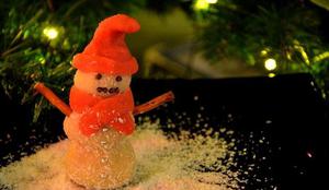 Božični mojster: snežaki iz marcipana