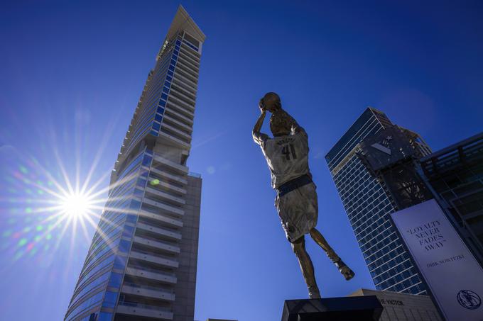 kip Dirka Nowitzkega v Dallasu | Foto: Reuters
