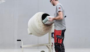 Trajnostna inovacija iz Baumita: suhi beton, ki se meša skupaj z embalažo