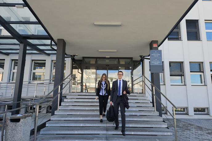 sojenje v Kranju, zastopnik toženih odvetnik Borut Leskovec | Tožena je danes na sodišču zastopal odvetnik Borut Leskovec, ki izjav za medije ni želel dajati. | Foto STA