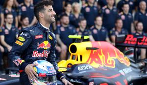 Avstralski dirkač Ricciardo ovrgel govorice