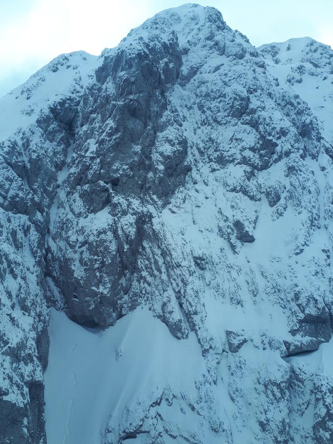 Lokacija gorske nesreče na Storžiču, v kateri se je smrtno poškodovala turna smučarka. | Foto: Gorska reševalna služba